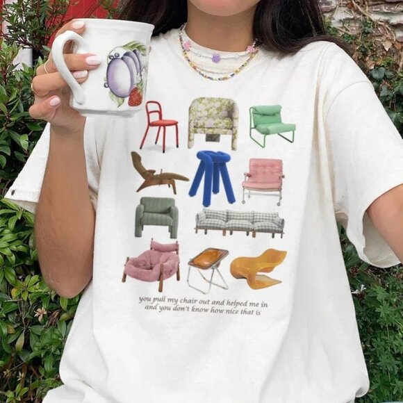 Design Chairs Printed Vintage T-shirt - Picture 1 of 4